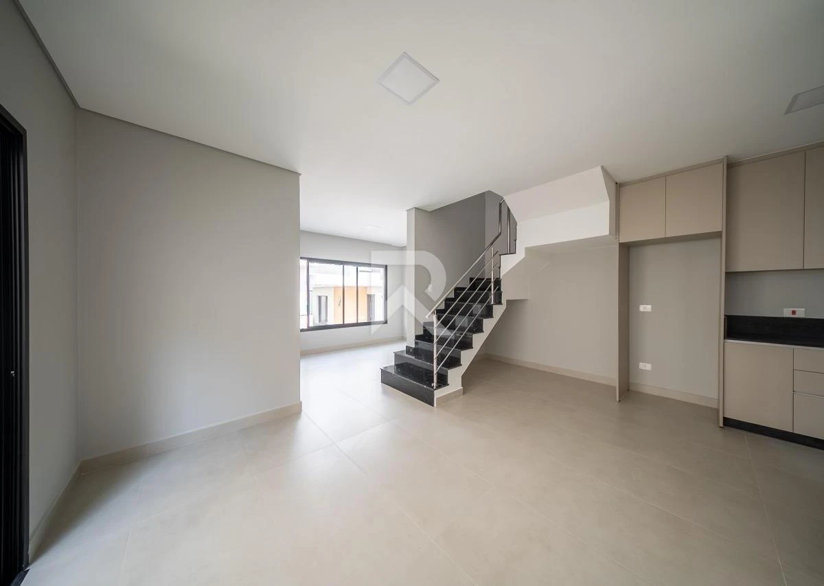 Floor-to-ceiling windows in a 3-bedroom house, 97 m² — photo 9