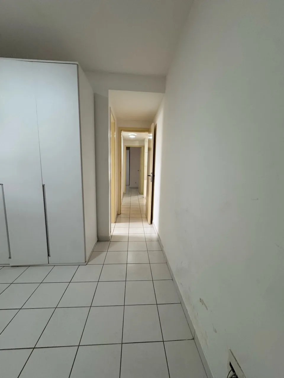 3-bedroom apartment in a building with a gym — photo 20