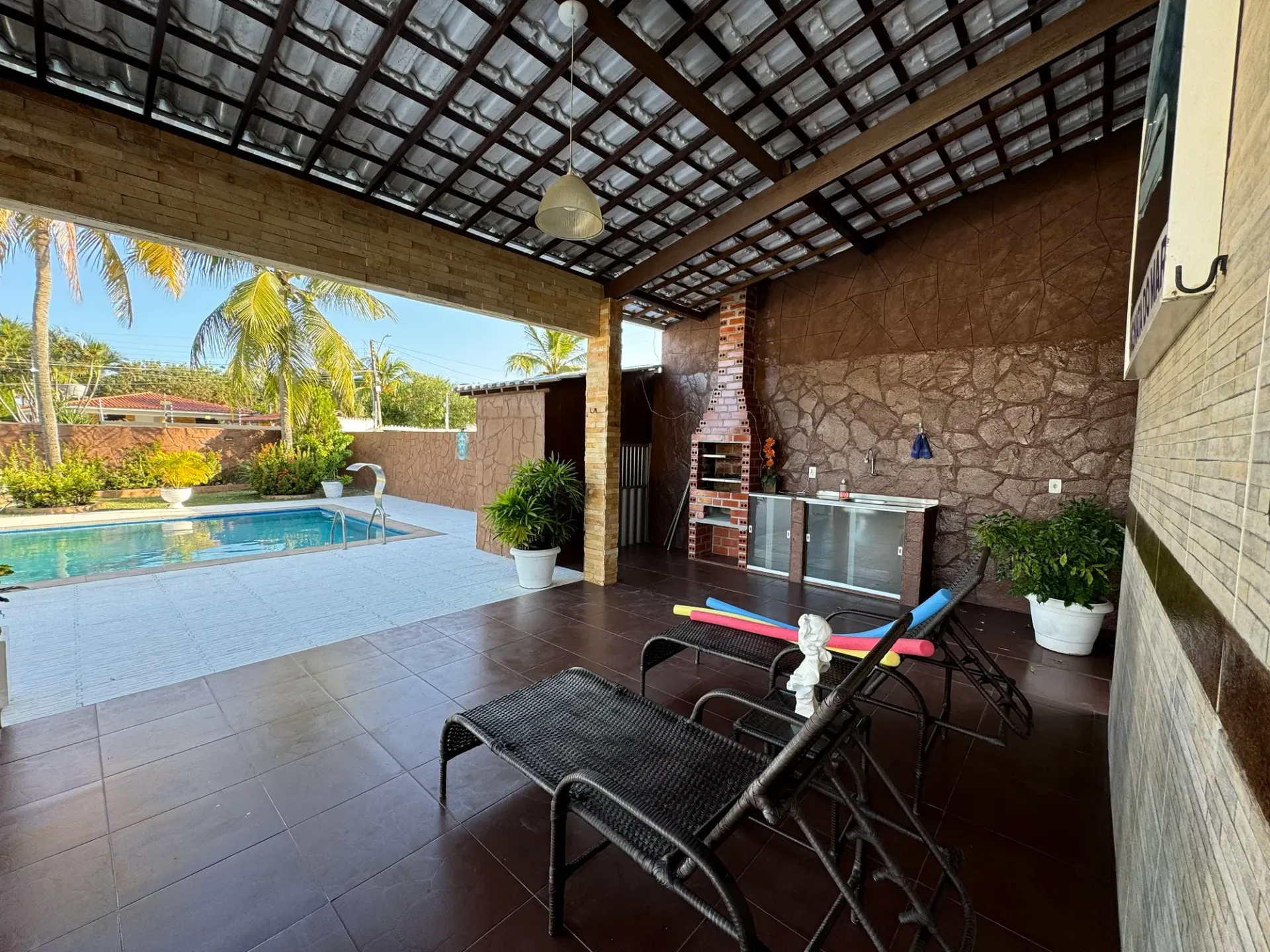 Furnished house with 5 en-suite bedrooms and private garden — photo 35
