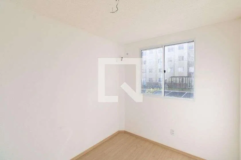 2-bedroom apartment in a building with a gym — photo 4
