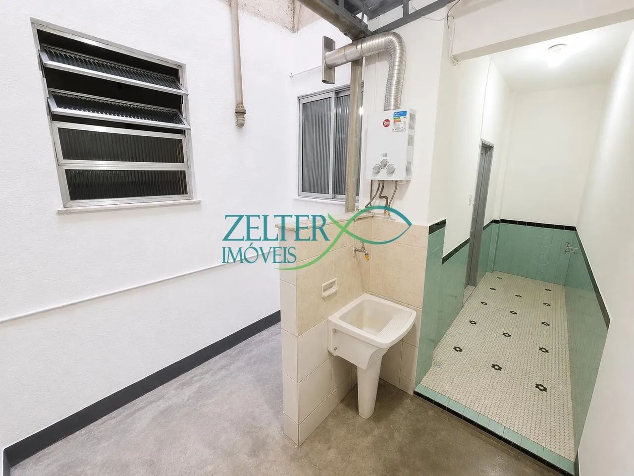 Apartamento com 2 quartos e cozinha separada — photo 16