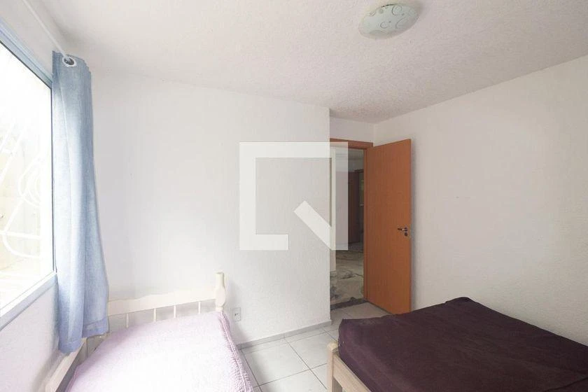 2-bedroom apartment in a building with a pool — photo 5