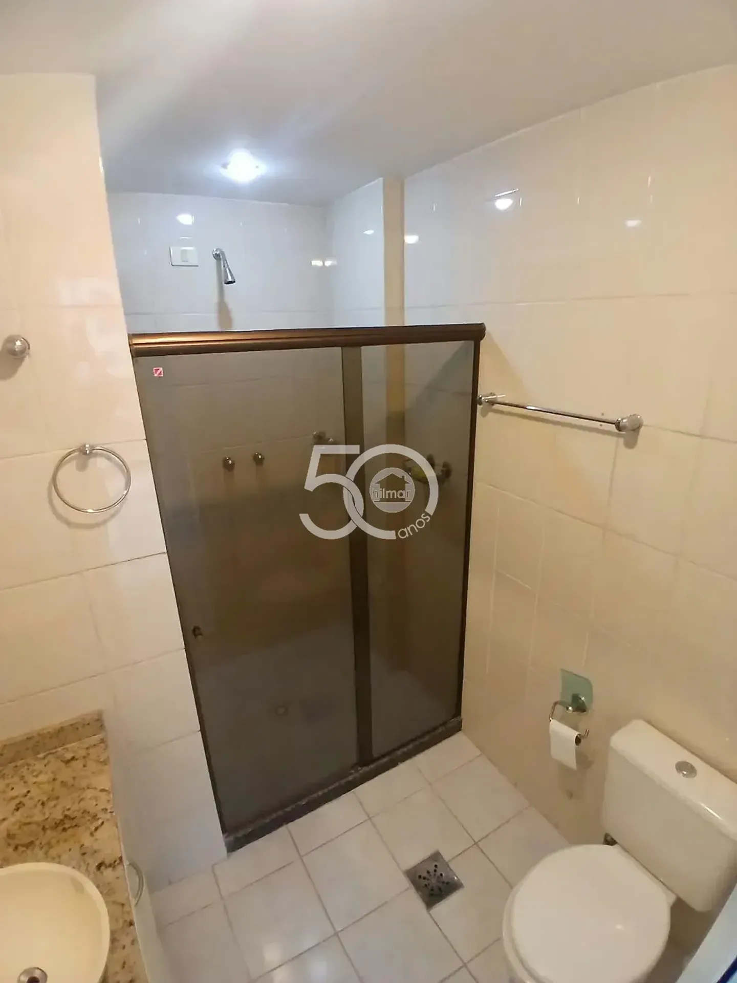 98 m² apartment with 3 bedrooms and 2 garage spaces — photo 6