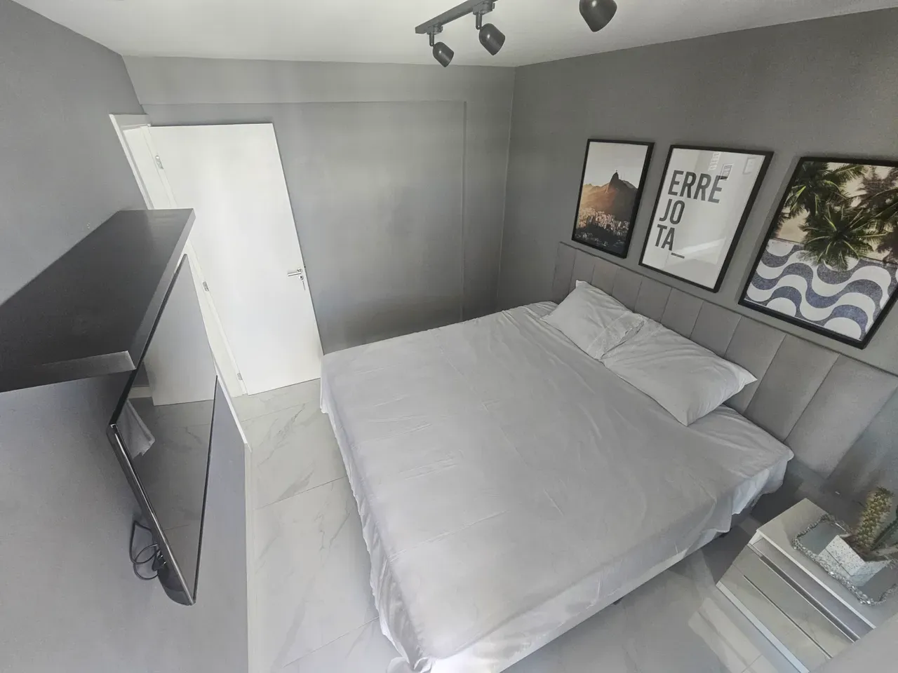 Apartamento com 5 quartos e 5 banheiros em 215 m² — photo 19