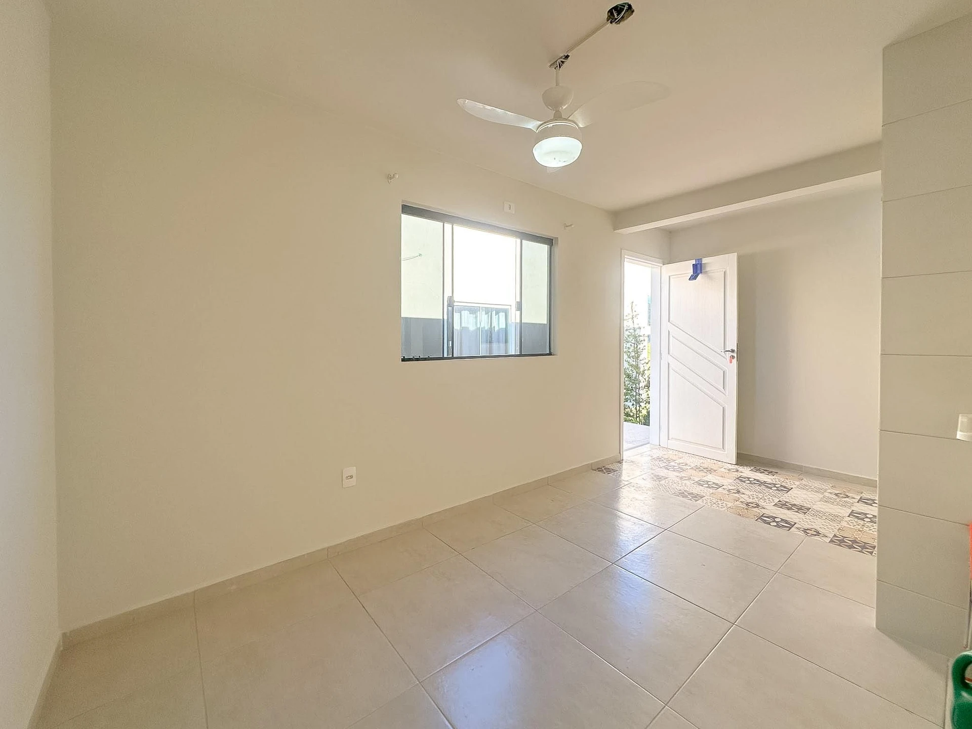 One-bedroom, 30 m² apartment in Florianópolis — photo 21