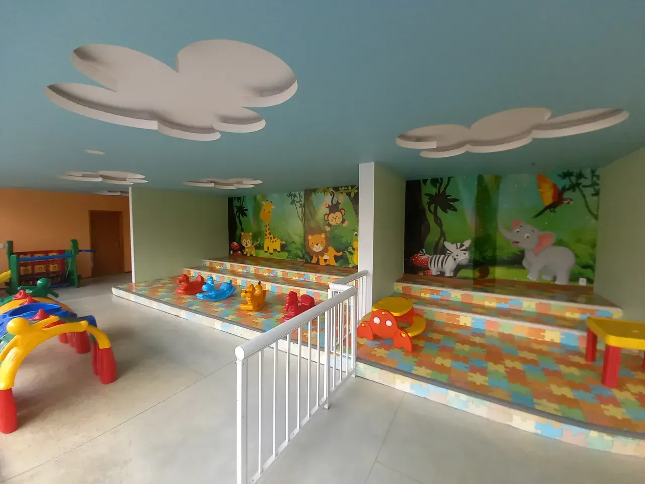 Apartamento de 2 quartos com 3 banheiros e cozinha fechada — photo 43