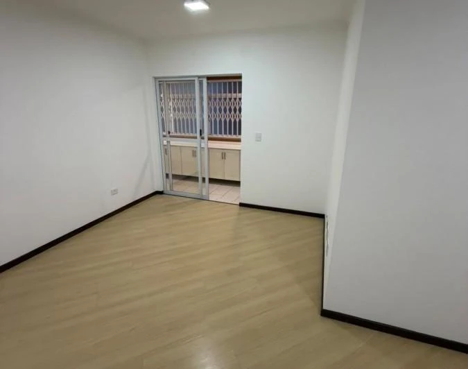 Apartamento mobiliado com 3 quartos e cozinha fechada — photo 6