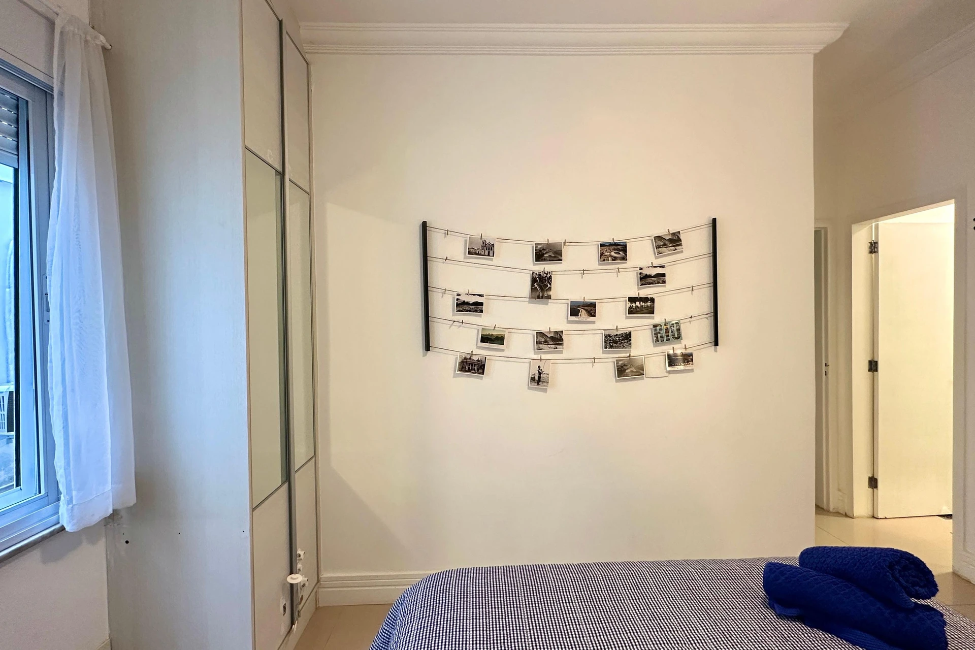Furnished 2-bedroom apartment with integrated kitchen — photo 17