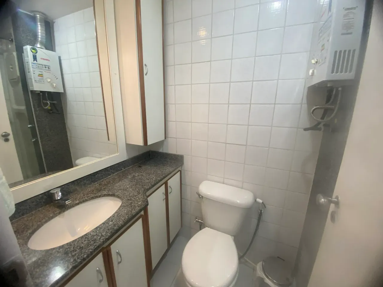 Furnished apartment with 2 bedrooms and balcony — photo 13