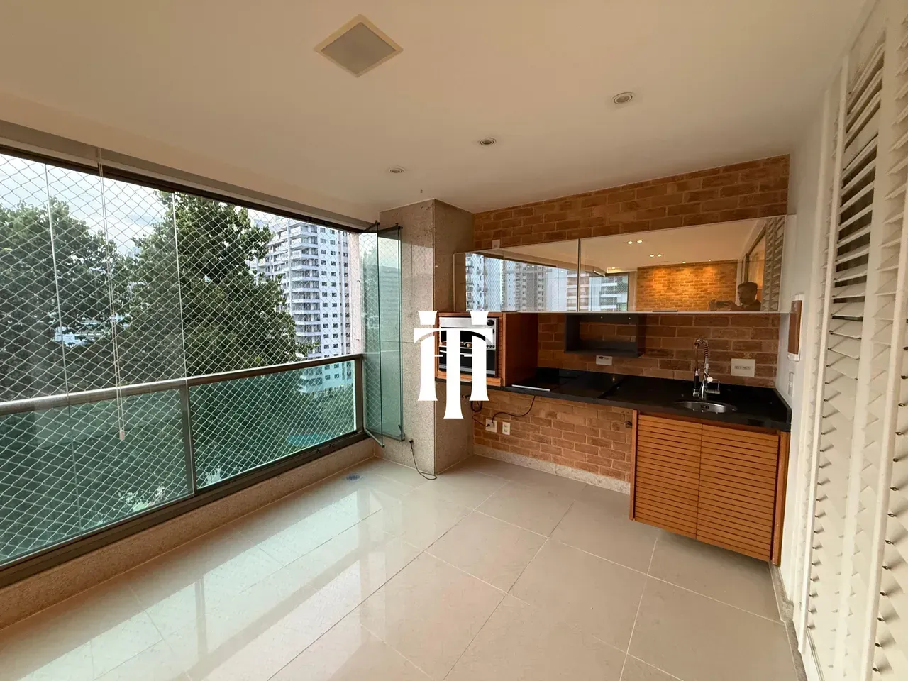 3-suite apartment with 234 m² and an open-plan kitchen — photo 7