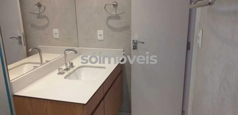 120 m² apartment with a washing machine and a home office — photo 13