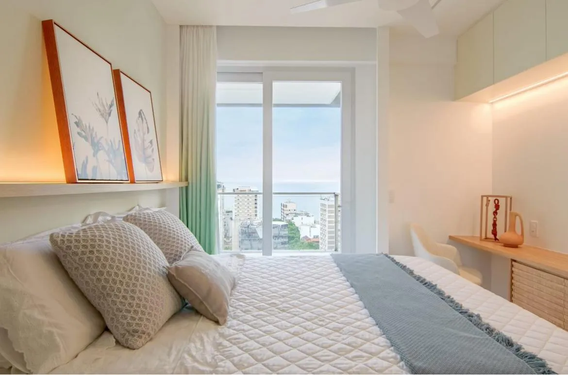 Furnished apartment, 80 m², with floor-to-ceiling windows — photo 5