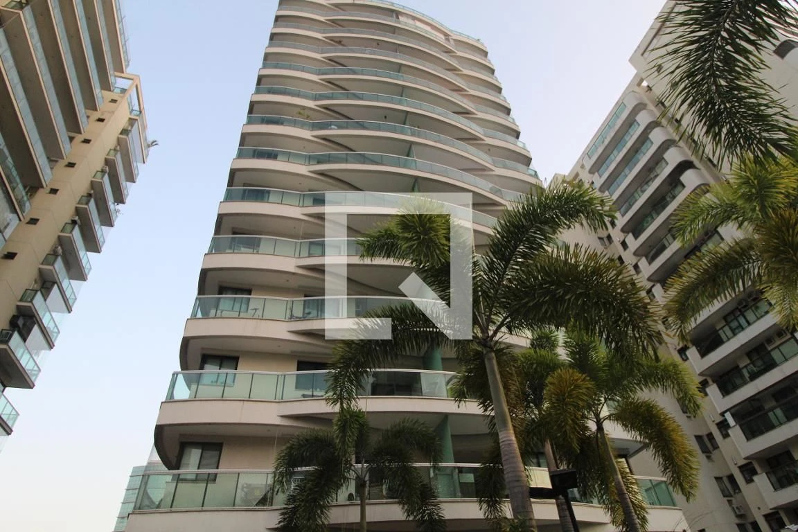 Apartamento sem mobília com varanda e 3 quartos — photo 58