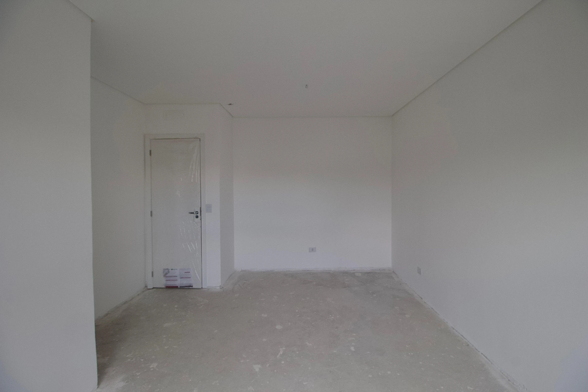 4-bedroom house with a garden — photo 18