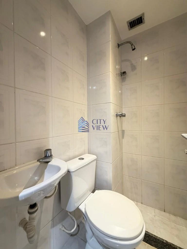 3-bedroom apartment with glass-enclosed balcony — photo 17