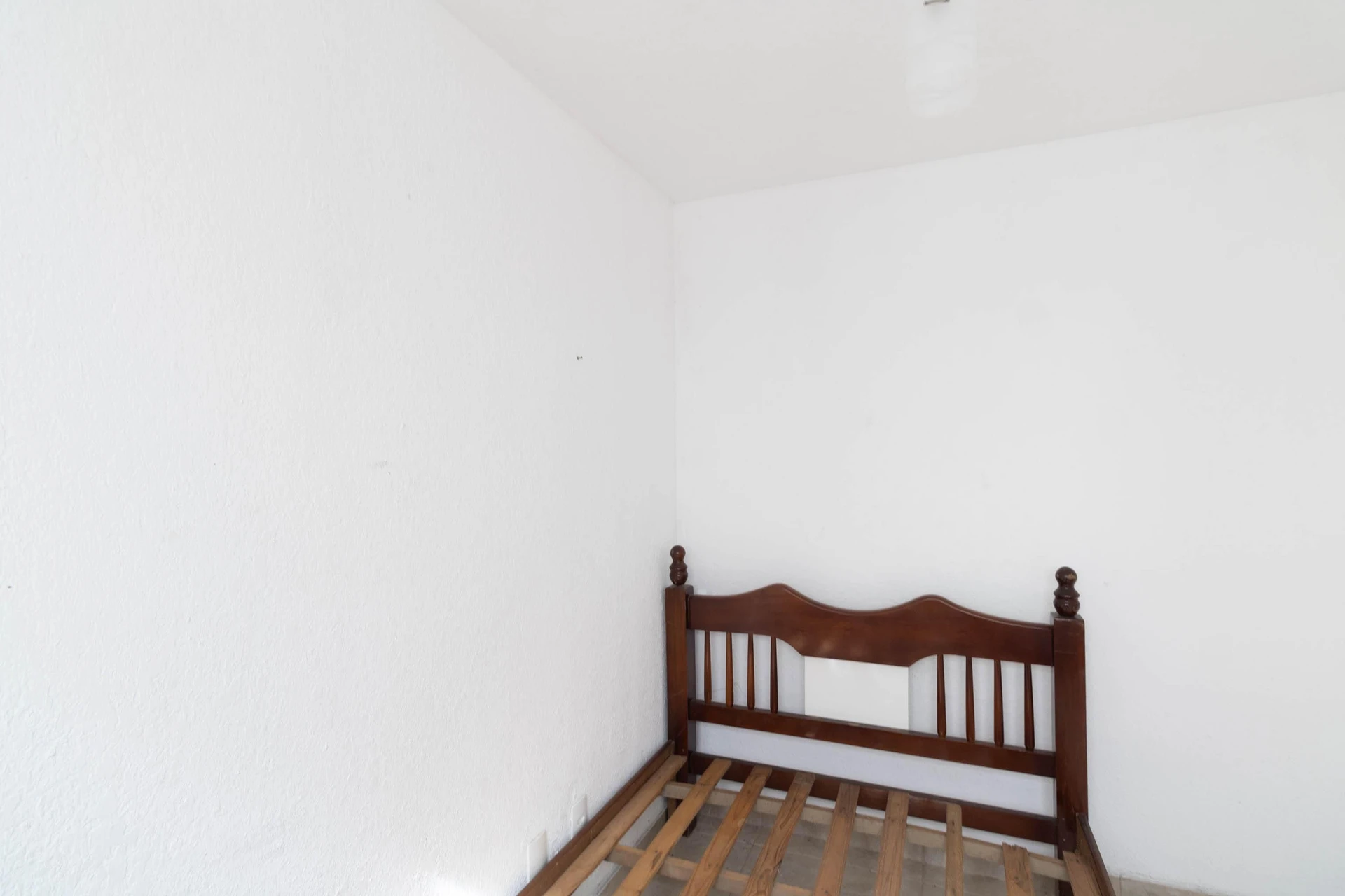 Квартира з 2 спальнями і 1 ванною — photo 39