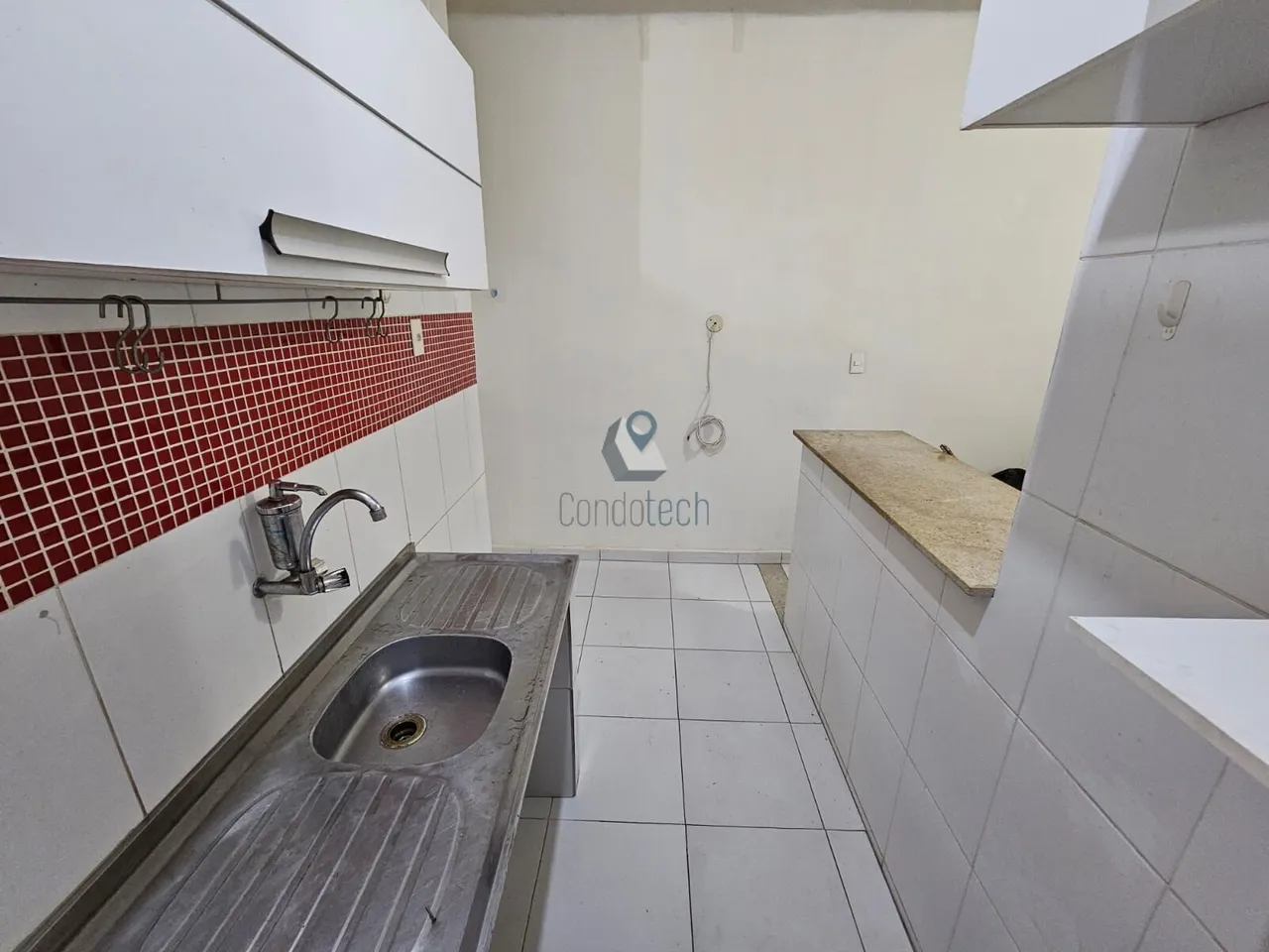 Apartamento de 1 quarto com box de vidro no banheiro — photo 7