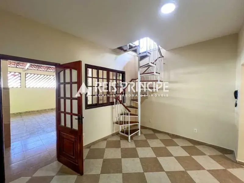 Casa duplex não mobiliada com 5 quartos e 5 banheiros — photo 4