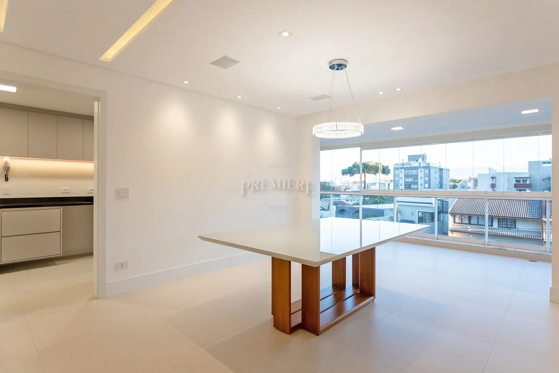 Apartamento com 4 quartos, 3 banheiros e 3 vagas — photo 11