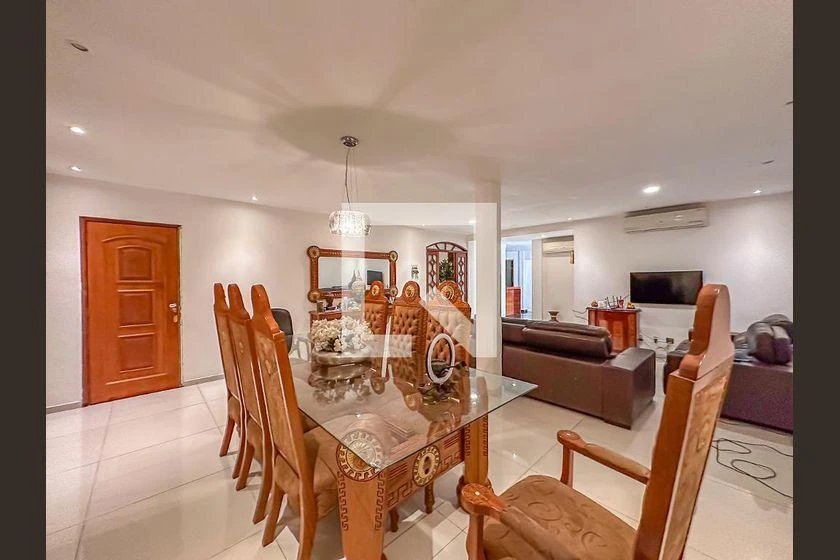 Мебльований будинок з 3 спальнями та 810 м² — photo 22