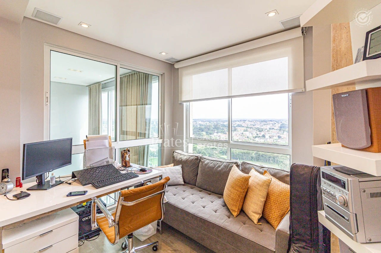 Apartment with 3 en-suite bedrooms, 230 m² and parking — photo 12