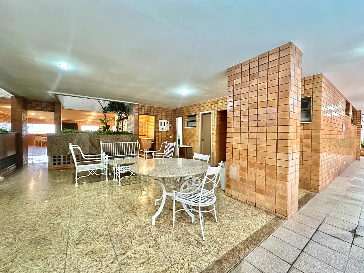 Furnished apartment, 268 m², with a water view — photo 26