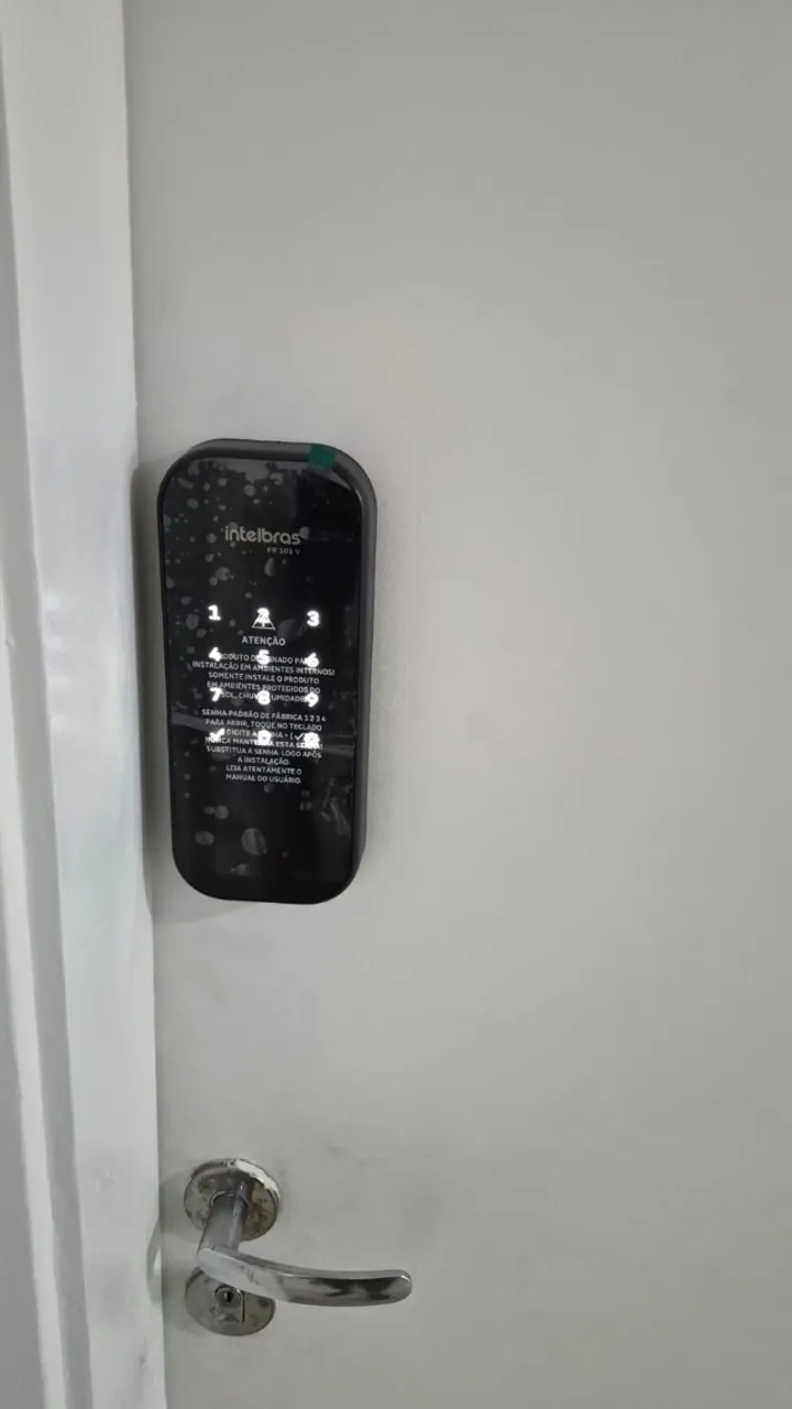 2-bedroom apartment with a balcony — photo 18