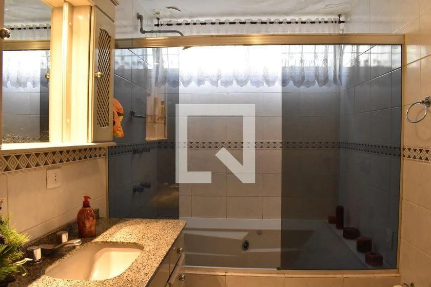 3-bedroom apartment with a home office in Curitiba — photo 35