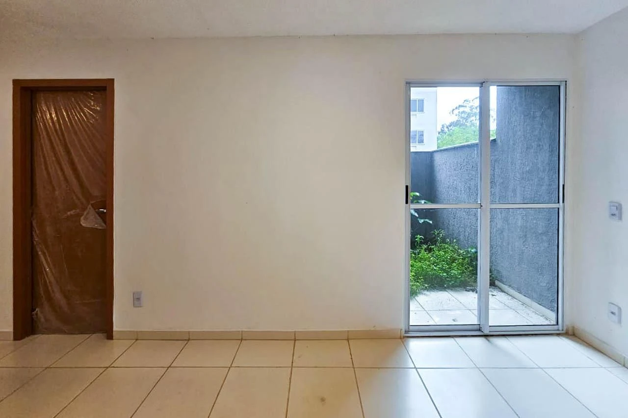 Apartamento de 2 quartos em condomínio com piscina — photo 17