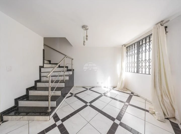 House with 4 bedrooms and 1 en-suite, 151 m² — photo 6