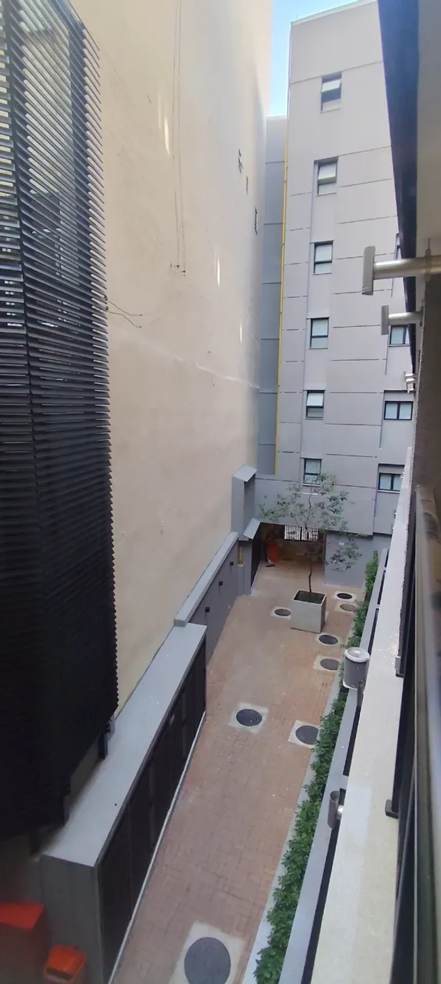 30 m² apartment with 1 bedroom and a compact kitchenette — photo 32
