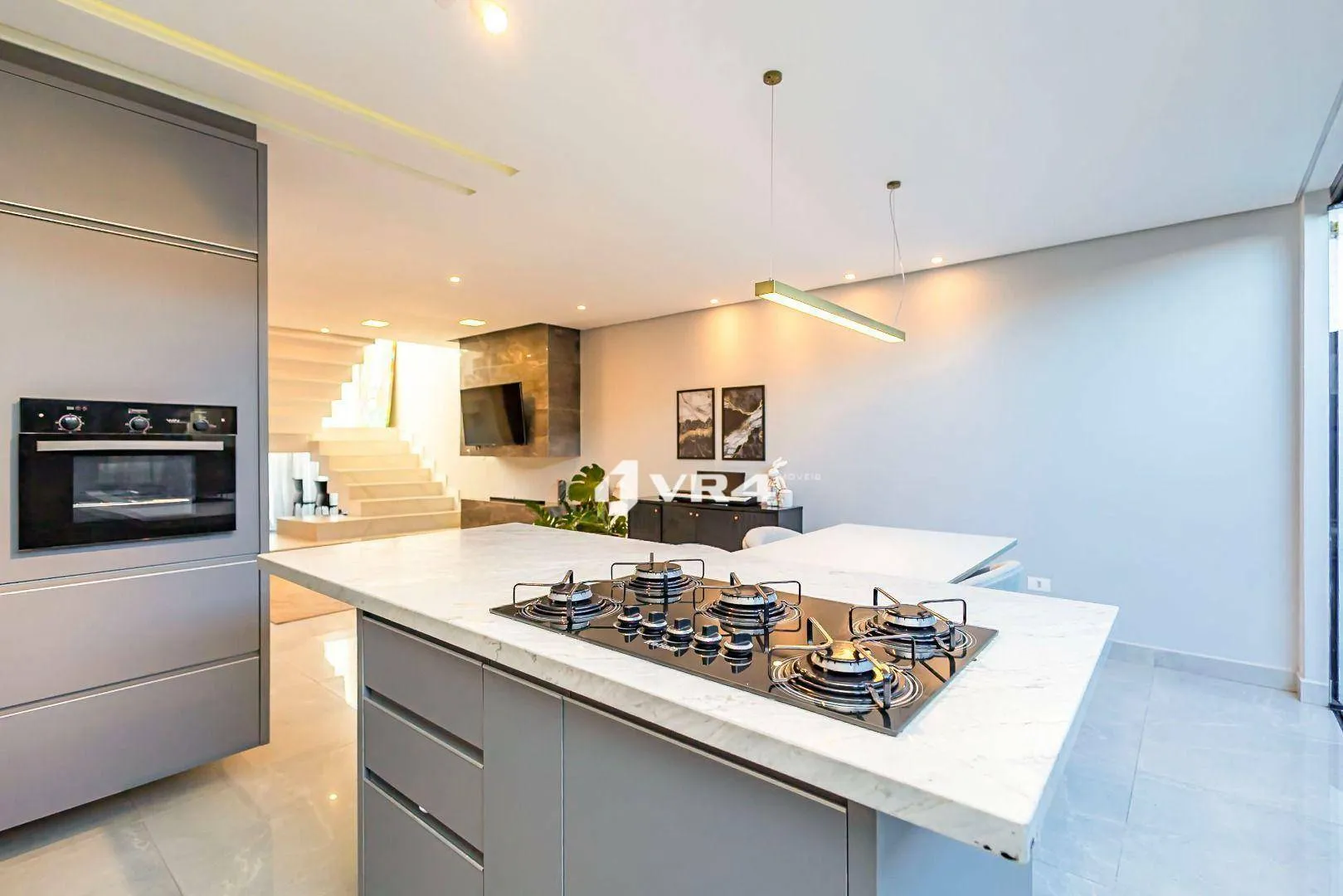 Furnished house with 3 bedrooms and an open kitchen — photo 9