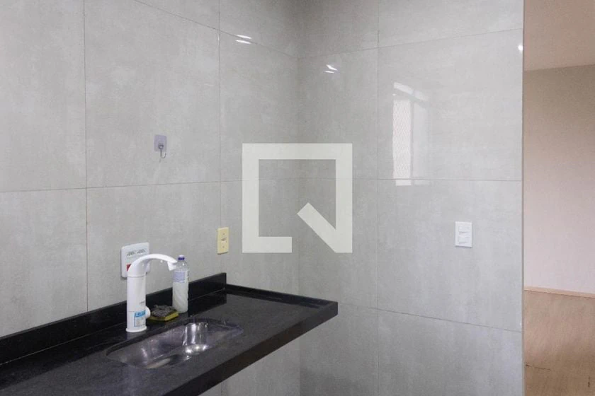 Apartamento de 2 quartos em condomínio com piscina — photo 30