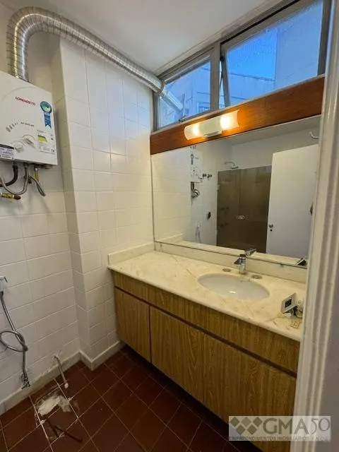 Apartment, 70 m², with wood or laminate floors — photo 7