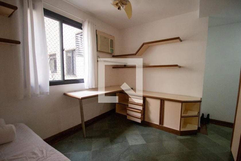 200 m² apartment with 3 bedrooms and 2 parking spaces — photo 22