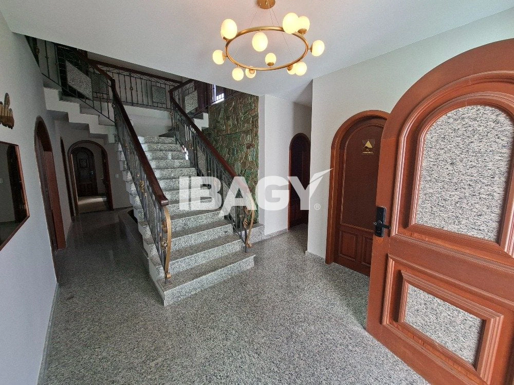 Furnished 16 m² studio with 1 bedroom and no parking — photo 18