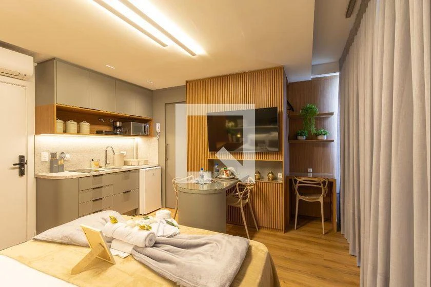 Furnished studio, 24 m², with floor-to-ceiling windows — photo 15