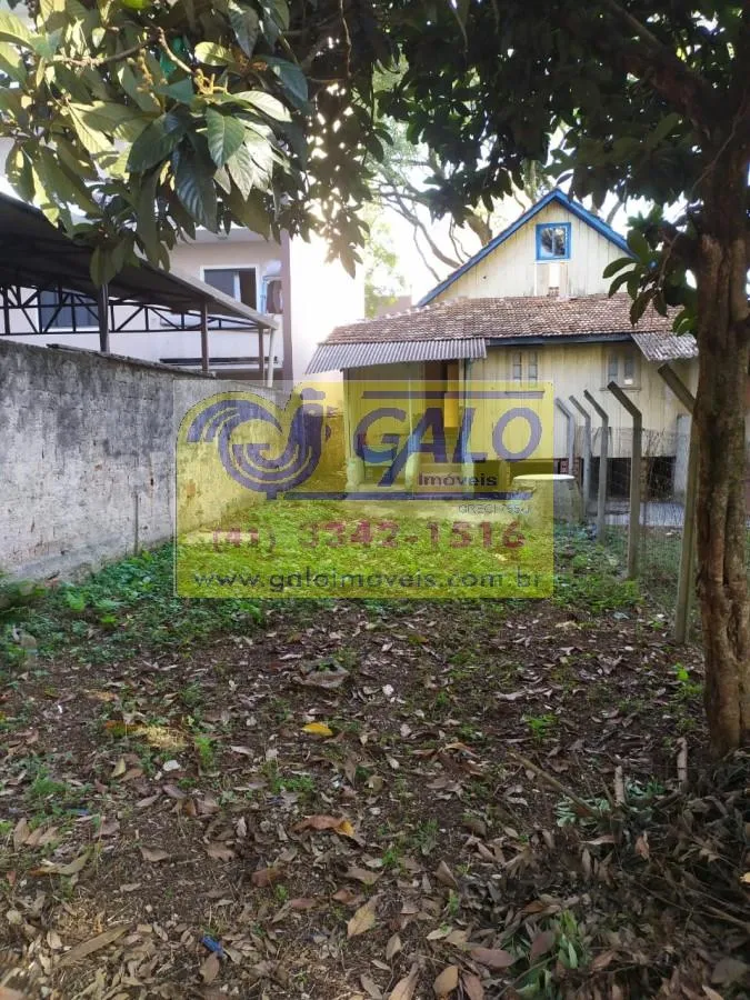 2-bedroom house with wood or laminate floors in Curitiba — photo 6