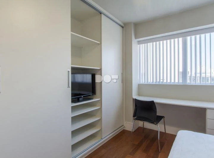 Studio with 1 bedroom and 1 parking space, 30 m² — photo 5