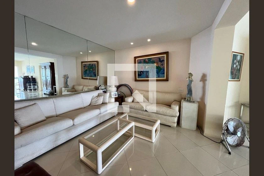 Apartment, 450 m², with a glass-enclosed balcony — photo 19