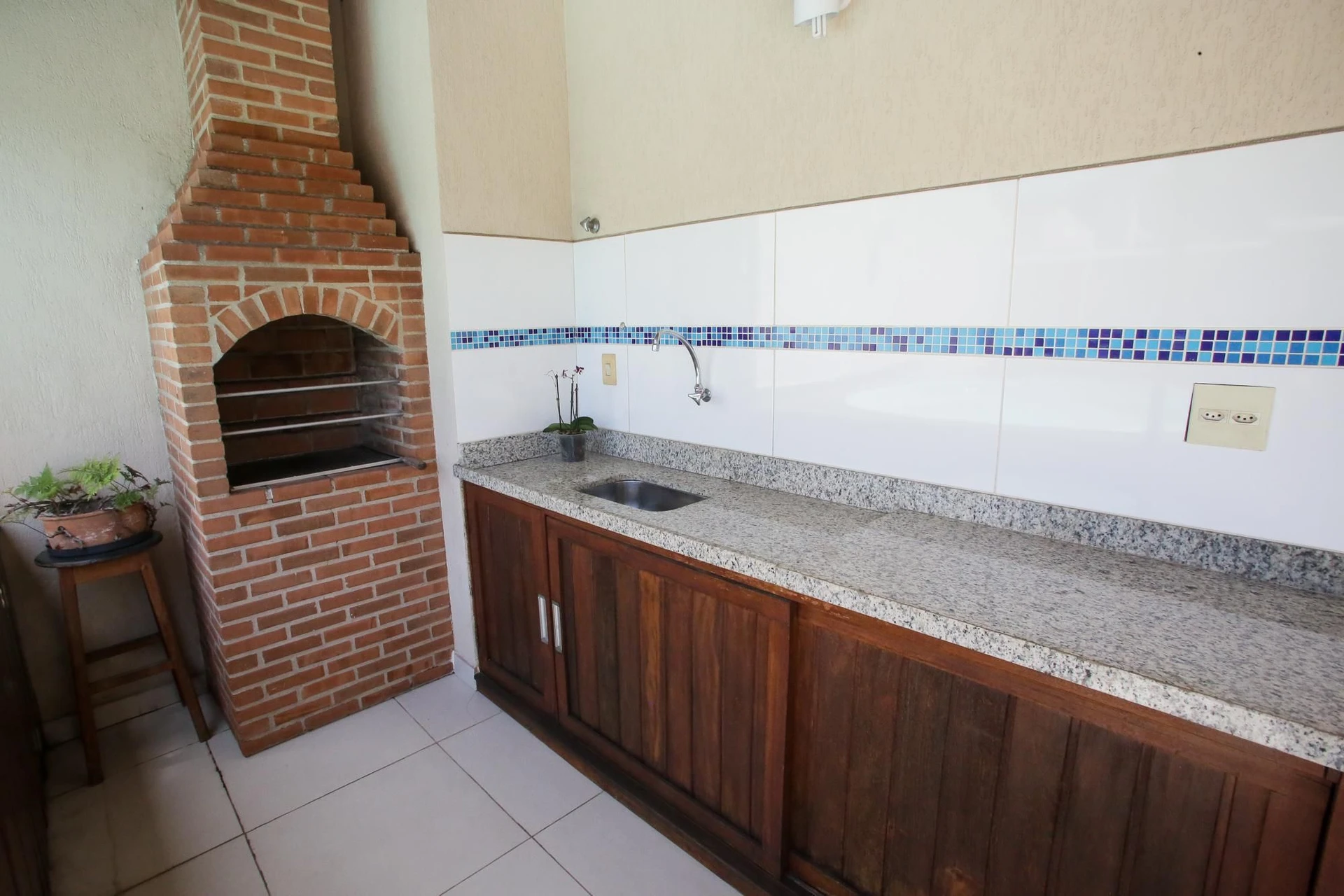 Apartamento mobiliado: 4 quartos, 4 banheiros e 2 vagas — photo 25