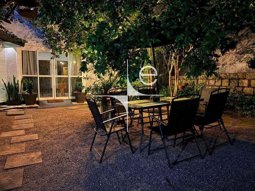Будинок на 4 спальні 380 м² з пральною зоною — photo 3