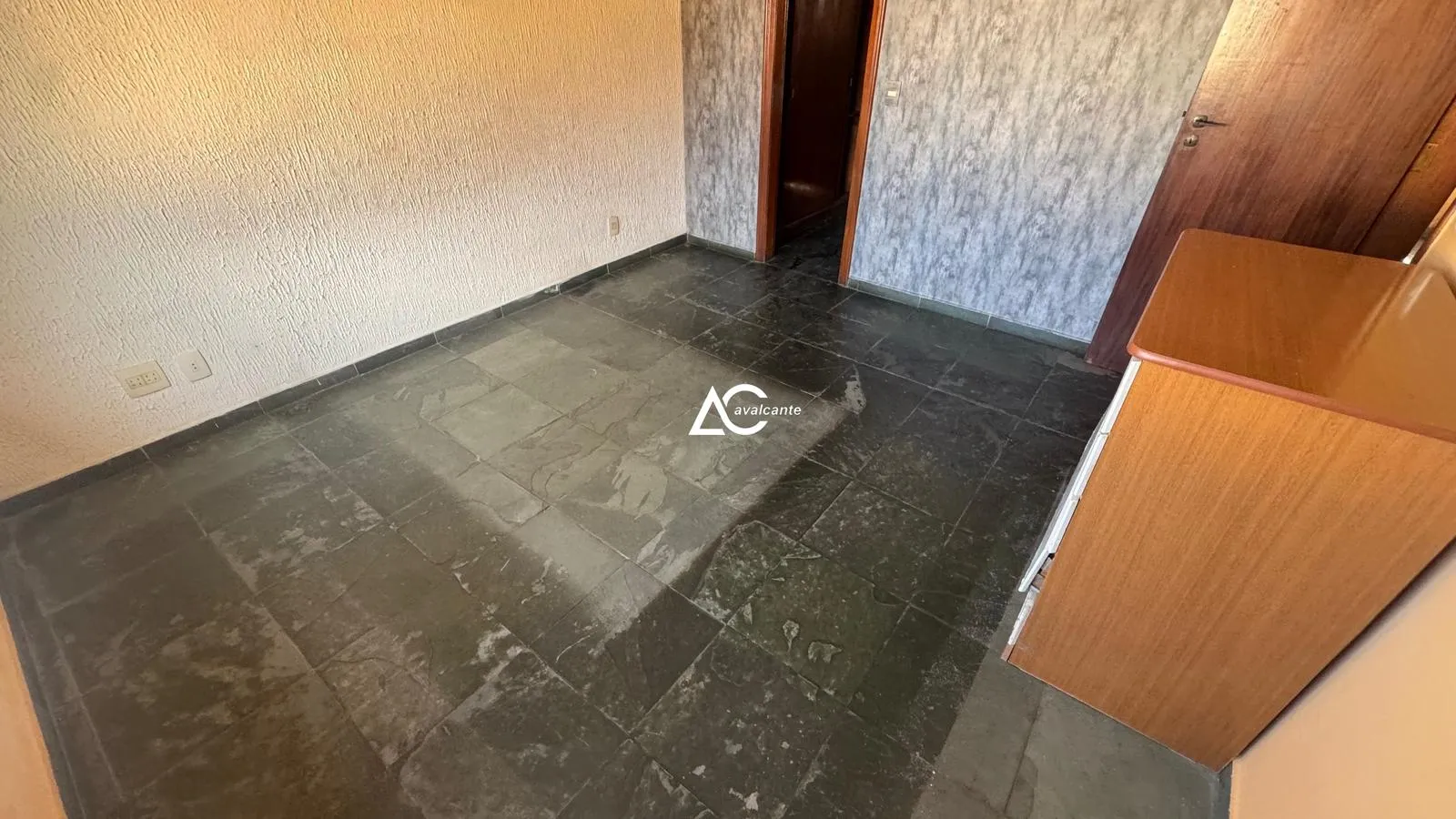 Furnished duplex house with 4 bedrooms and 600 m² — photo 21