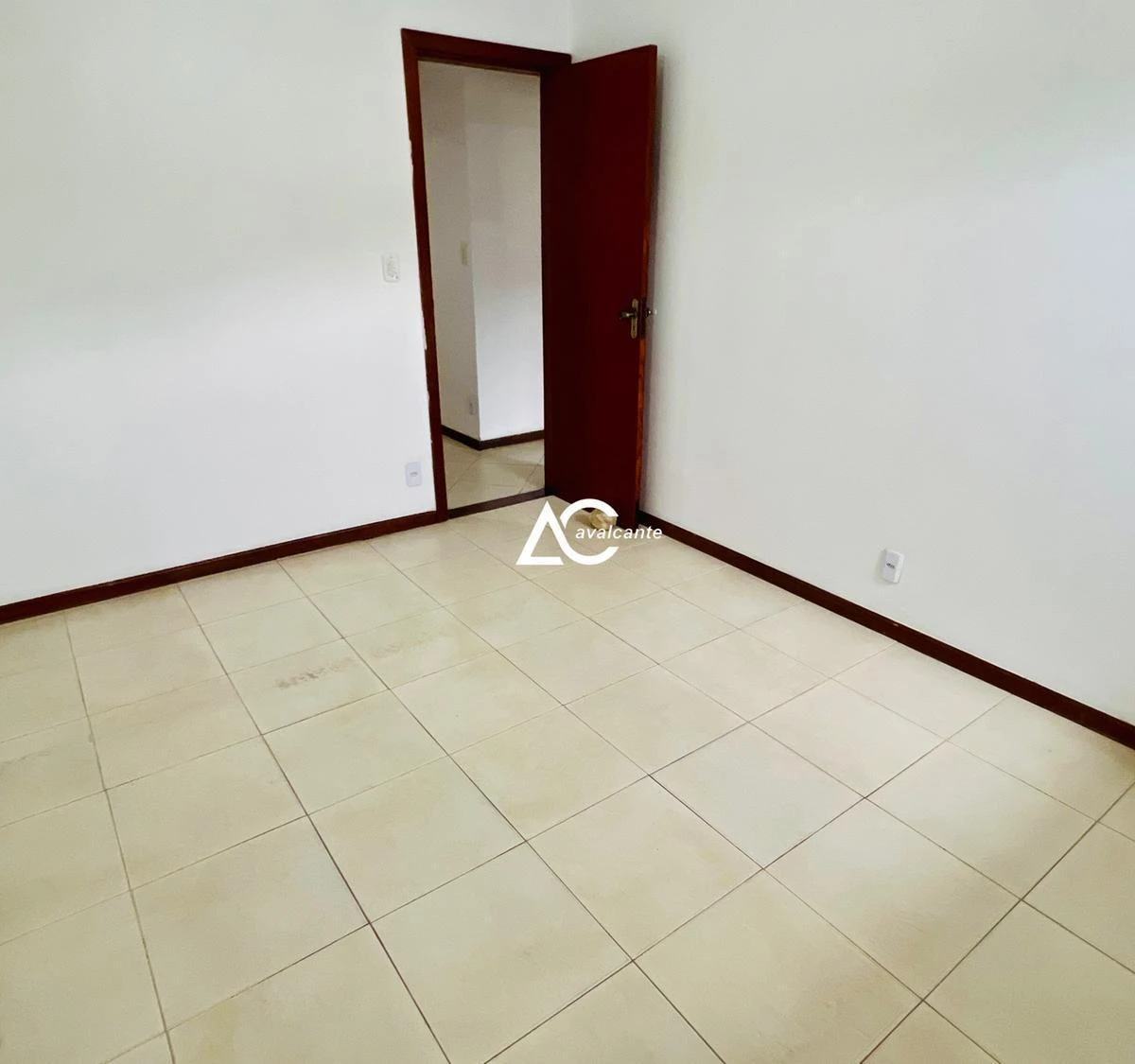 Дом 200 м² с отдельной кухней и 3 парковками — photo 4