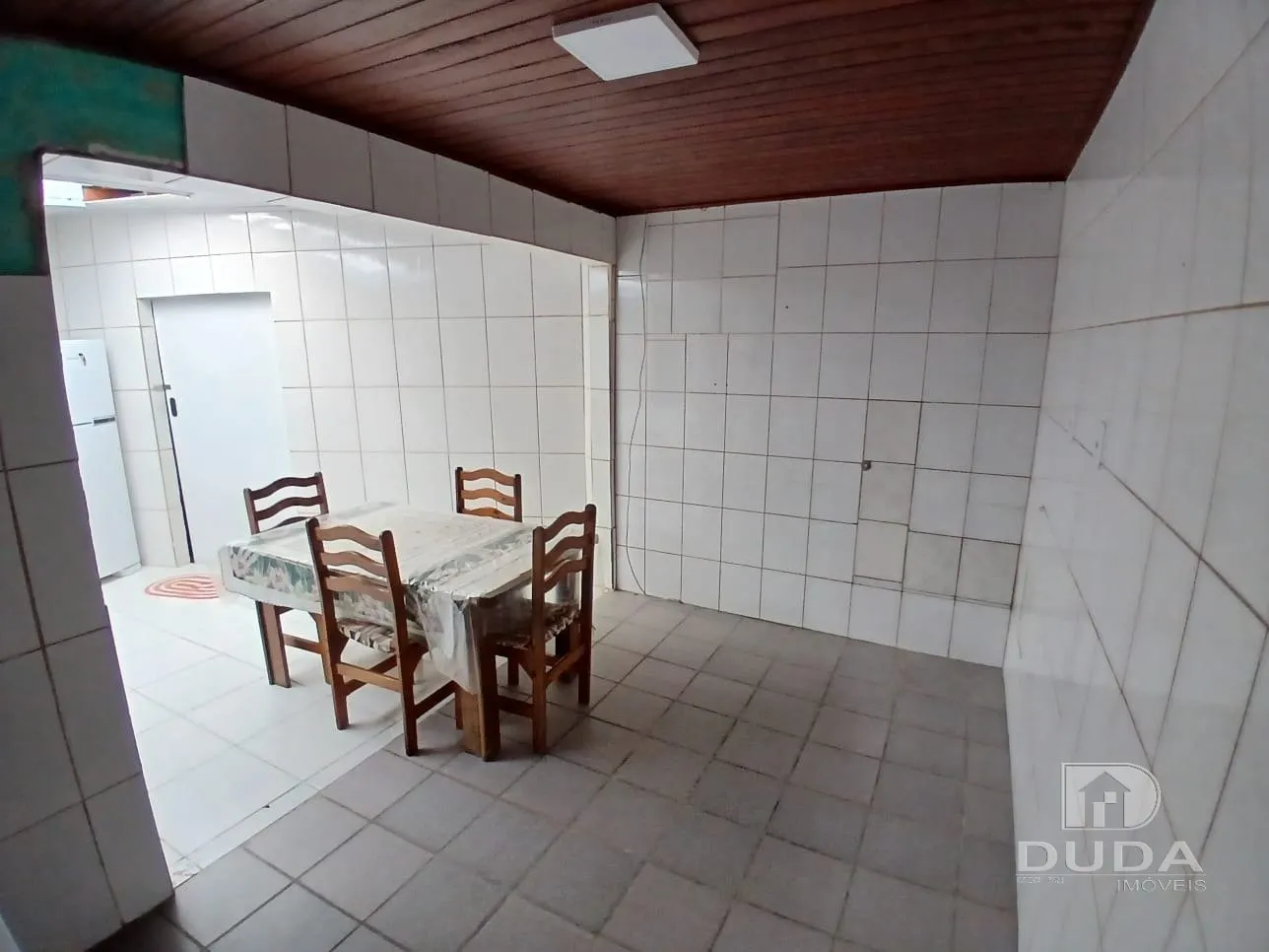 Casa amueblada con cocina cerrada y fogón a gas — photo 28