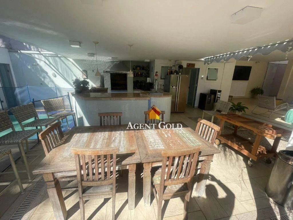 Furnished 900 m² house with 6 en-suite bedrooms — photo 8