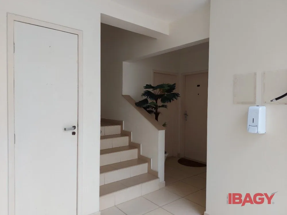 Apartment, 60 m², with a water view — photo 17
