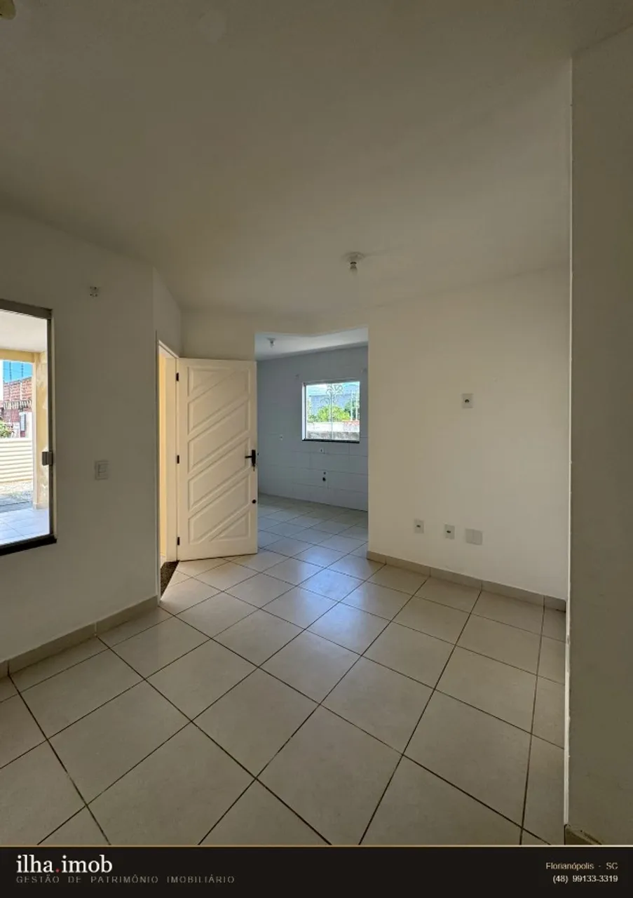 Unfurnished house with 3 bedrooms and a separate kitchen