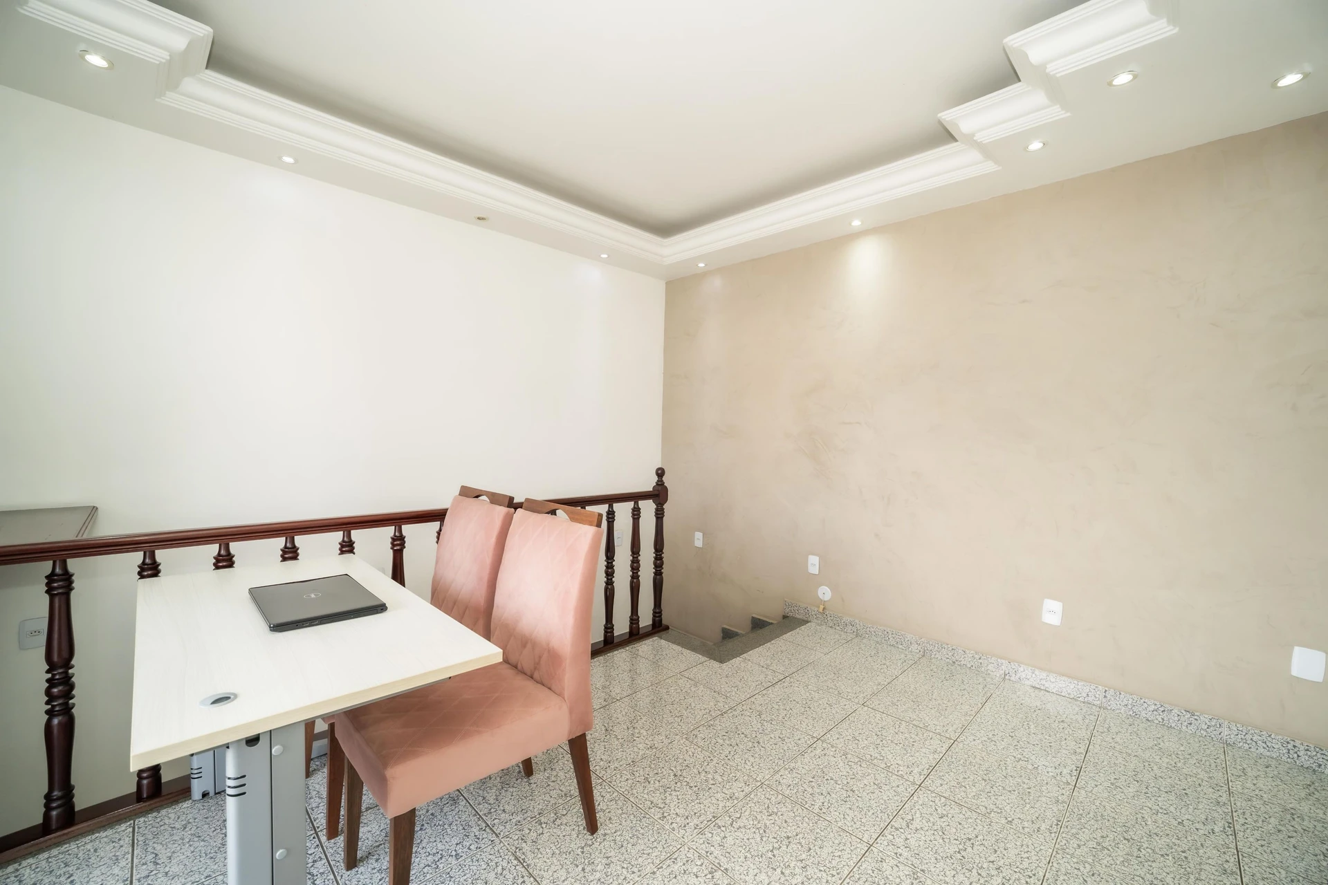 Furnished house, 449 m², with a jacuzzi — photo 40