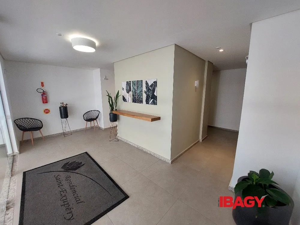Furnished 110 m² apartment with 3 bedrooms and suite — photo 35